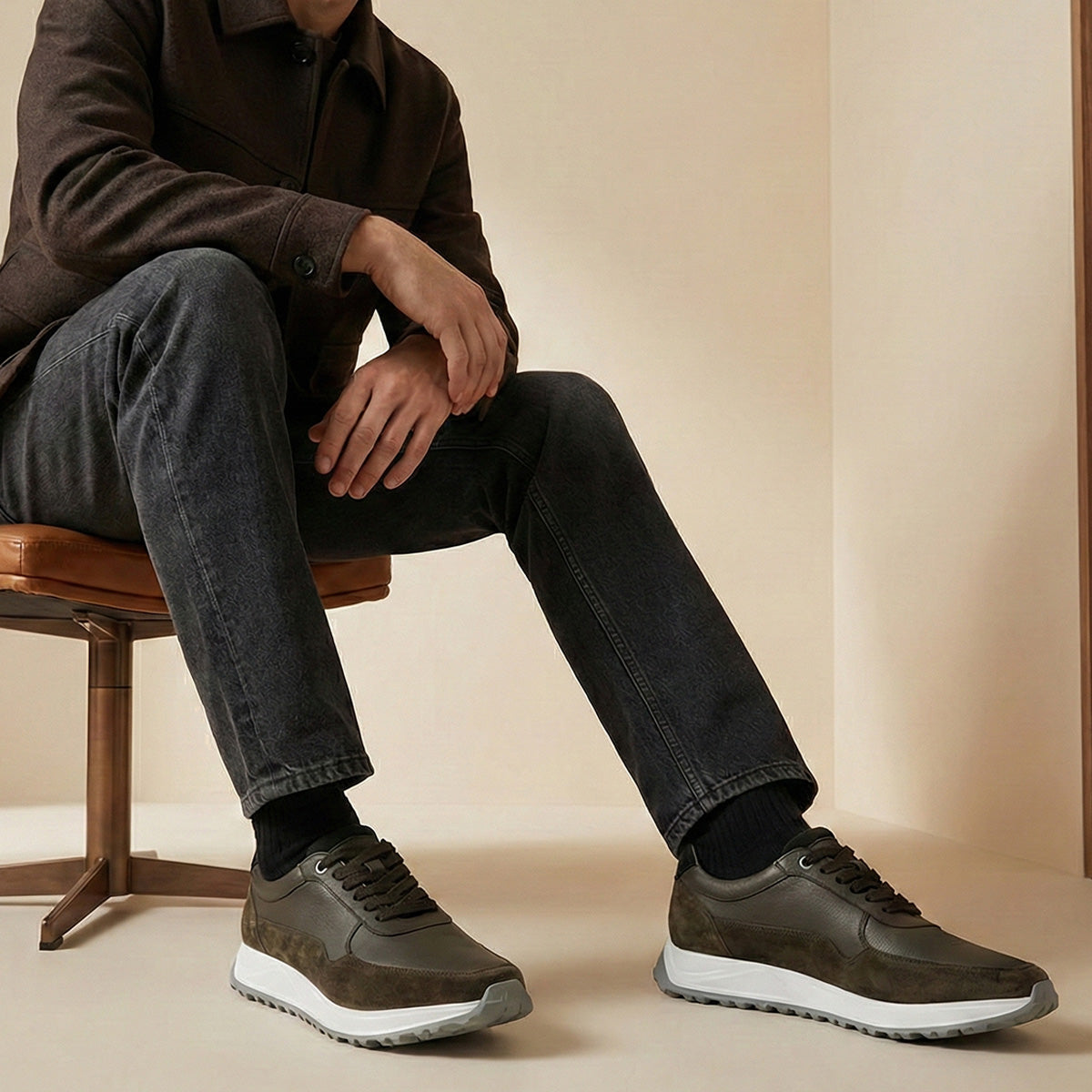 Sneakers