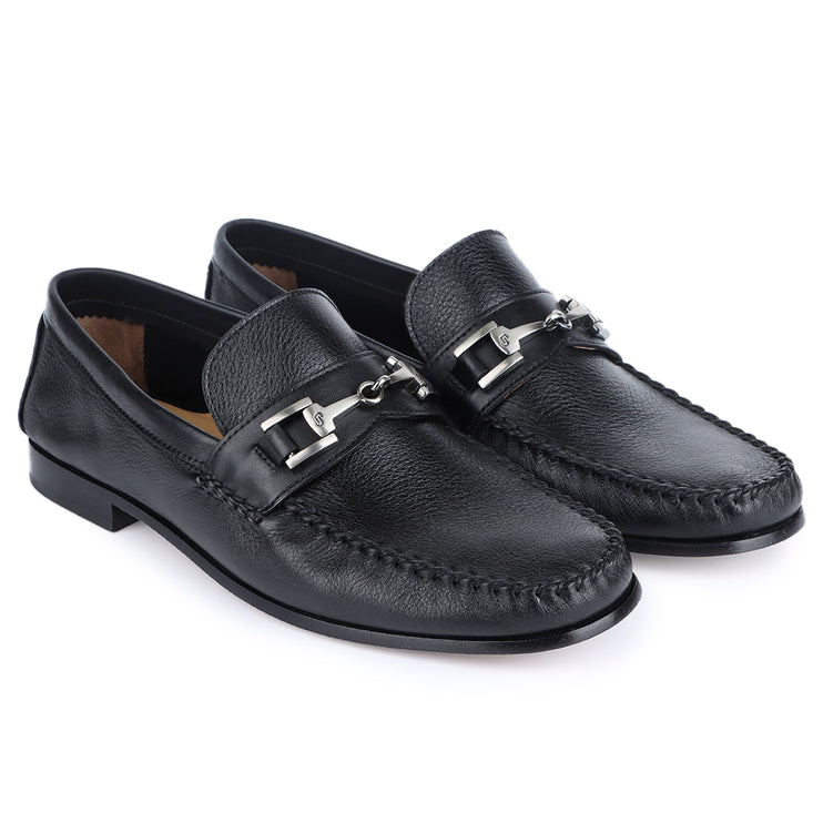 Mocasines de piel negra con hebilla para hombre