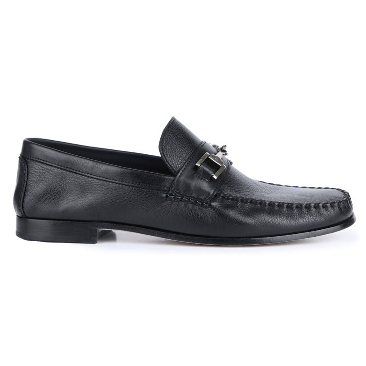 Mocasines de piel negra con hebilla para hombre