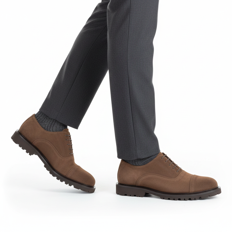 Zapatos oxford casuales de gamuza con suela de goma y puntera para hombre