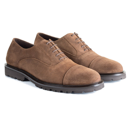 Casual suede oxford shoes with track sole and cap toe for men