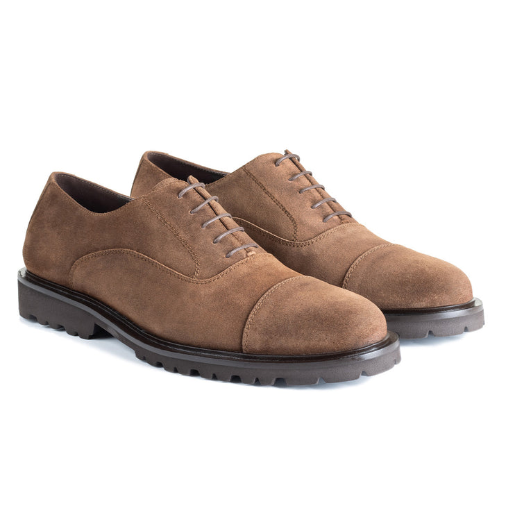 Casual suede oxford shoes with track sole and cap toe for men