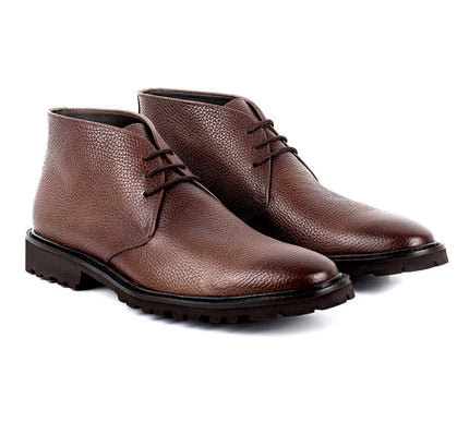 Hand‑painted chukka boots with track sole for men