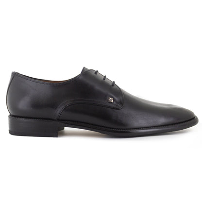black Classic derby